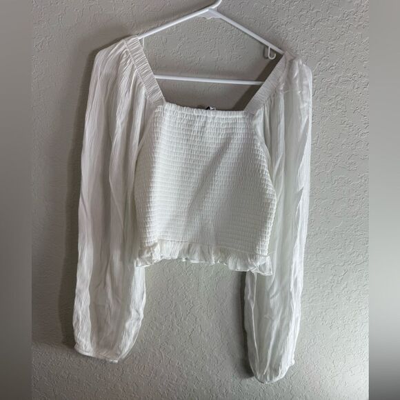 Celebrity Pink Long Sleeve Smocked Peasant Top Size M - Picture 3 of 8